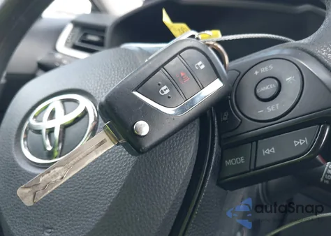 2019 Toyota Rav4 Le z USA, uszkodzony, nr VIN 2T3F1RFV3KC049580